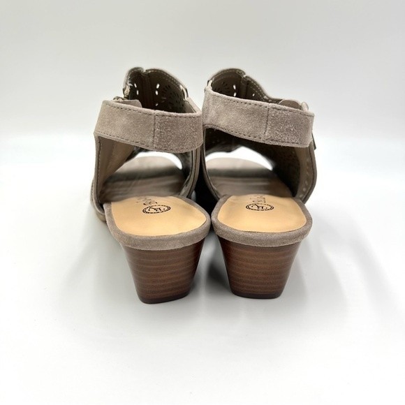 Bella Vita Women Size 8.5 Gray Suede Leather Cutout Open Toe Demi Wedges Shoes - Picture 5 of 12